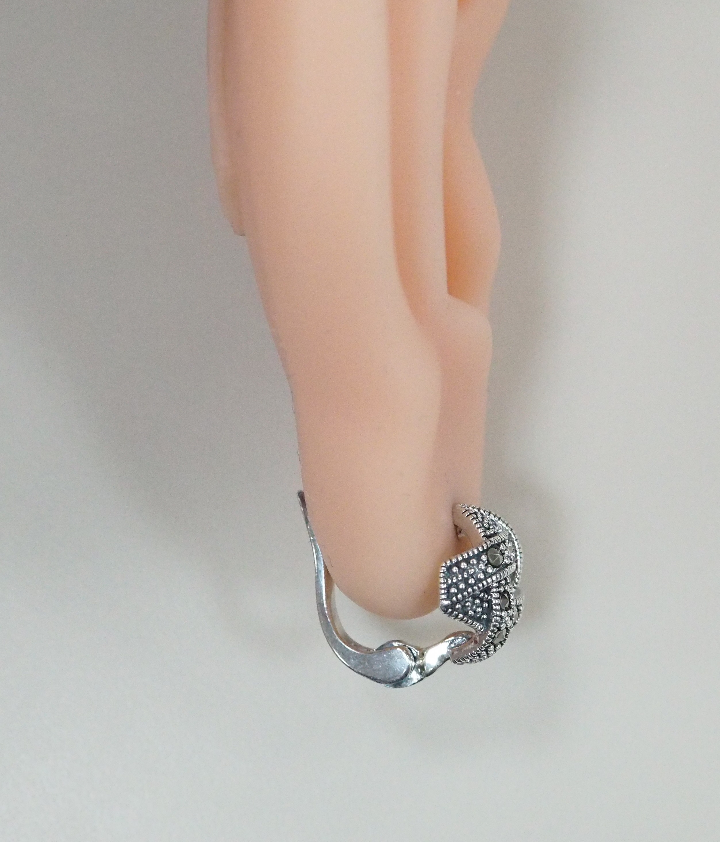 Серебряные серьги с марказитами